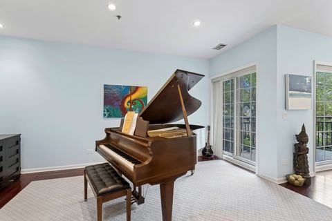 Tiny photo for 501 Forest Avenue #305, Glen Ellyn, IL 60137 (MLS # 12487516)