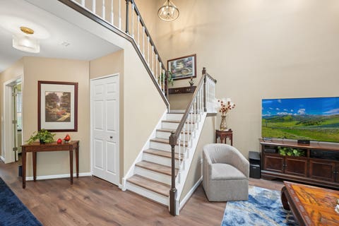 Tiny photo for 870 N Auburn Woods Drive, Palatine, IL 60067 (MLS # 12668183)