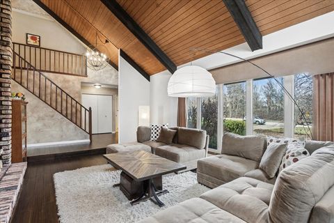 Tiny photo for 2715 35th Street, Oak Brook, IL 60523 (MLS # 12576571)