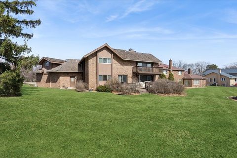 Tiny photo for 2715 35th Street, Oak Brook, IL 60523 (MLS # 12576571)