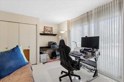 Tiny photo for 2715 35th Street, Oak Brook, IL 60523 (MLS # 12576571)