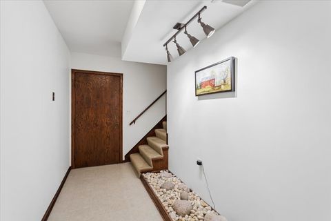 Tiny photo for 2715 35th Street, Oak Brook, IL 60523 (MLS # 12576571)