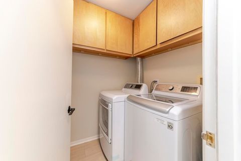 Tiny photo for 1408 W Crane Street #5, Arlington Heights, IL 60004 (MLS # 12545956)