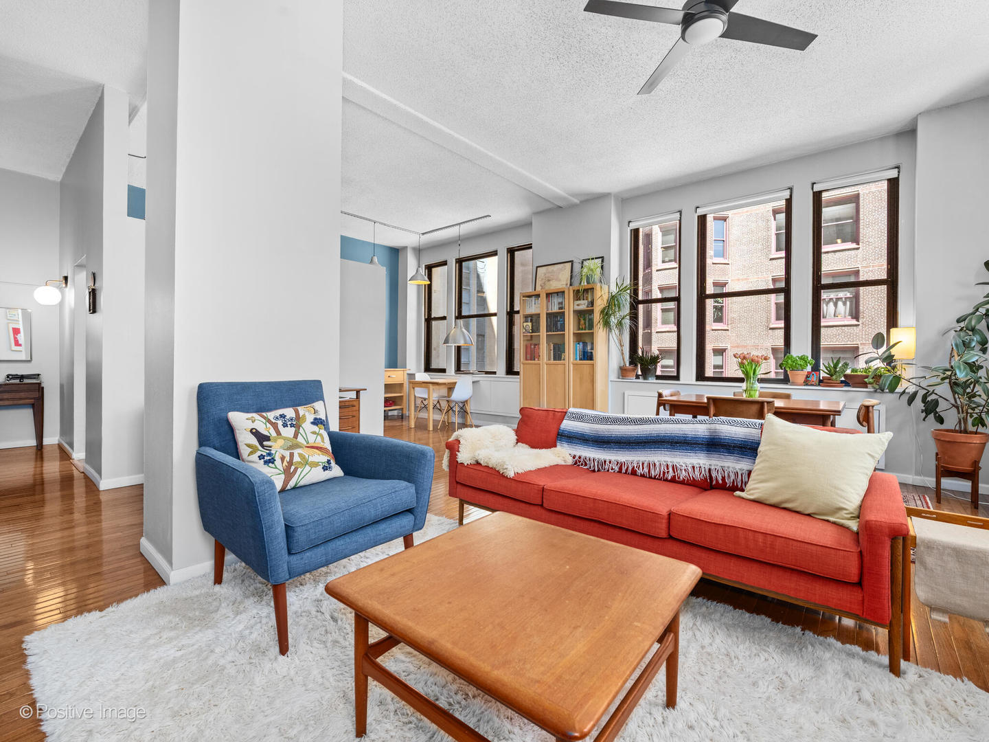 600 S Dearborn Street 302
