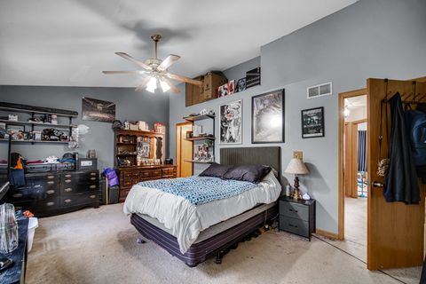 Tiny photo for 763 Highview Court, Antioch, IL 60002 (MLS # 12509674)