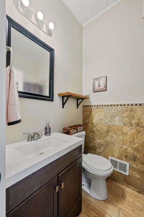 Tiny photo for 6N370 Maple Avenue, Wood Dale, IL 60191 (MLS # 12605672)