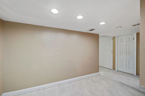 Tiny photo for 6N370 Maple Avenue, Wood Dale, IL 60191 (MLS # 12605672)