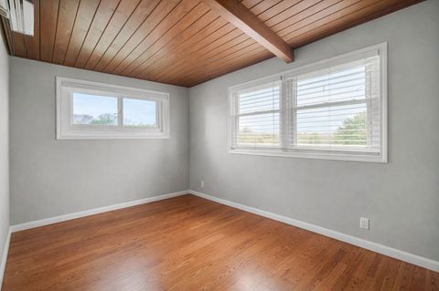 Tiny photo for 6N370 Maple Avenue, Wood Dale, IL 60191 (MLS # 12605672)