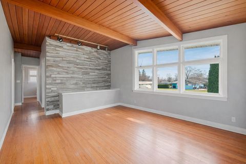 Tiny photo for 6N370 Maple Avenue, Wood Dale, IL 60191 (MLS # 12605672)