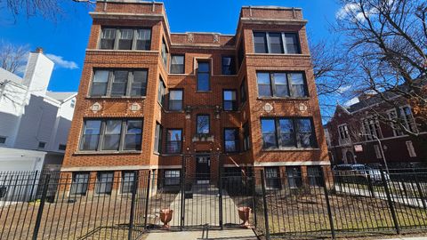 Photo of 6701 N BOSWORTH Avenue #1S, Chicago, IL 60626 (MLS # 12593266)