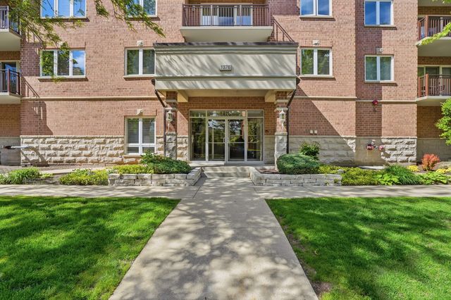 1378 Perry Street 206