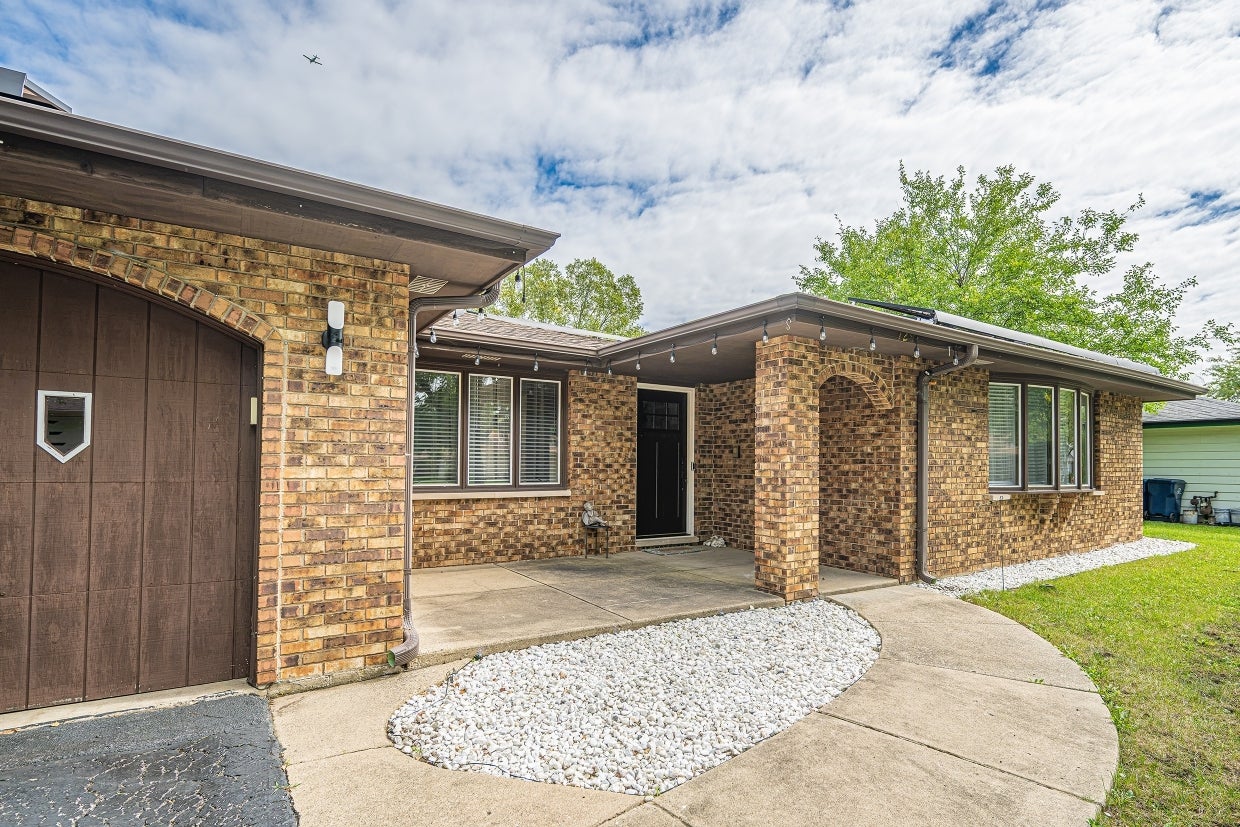 129 Millis Lane