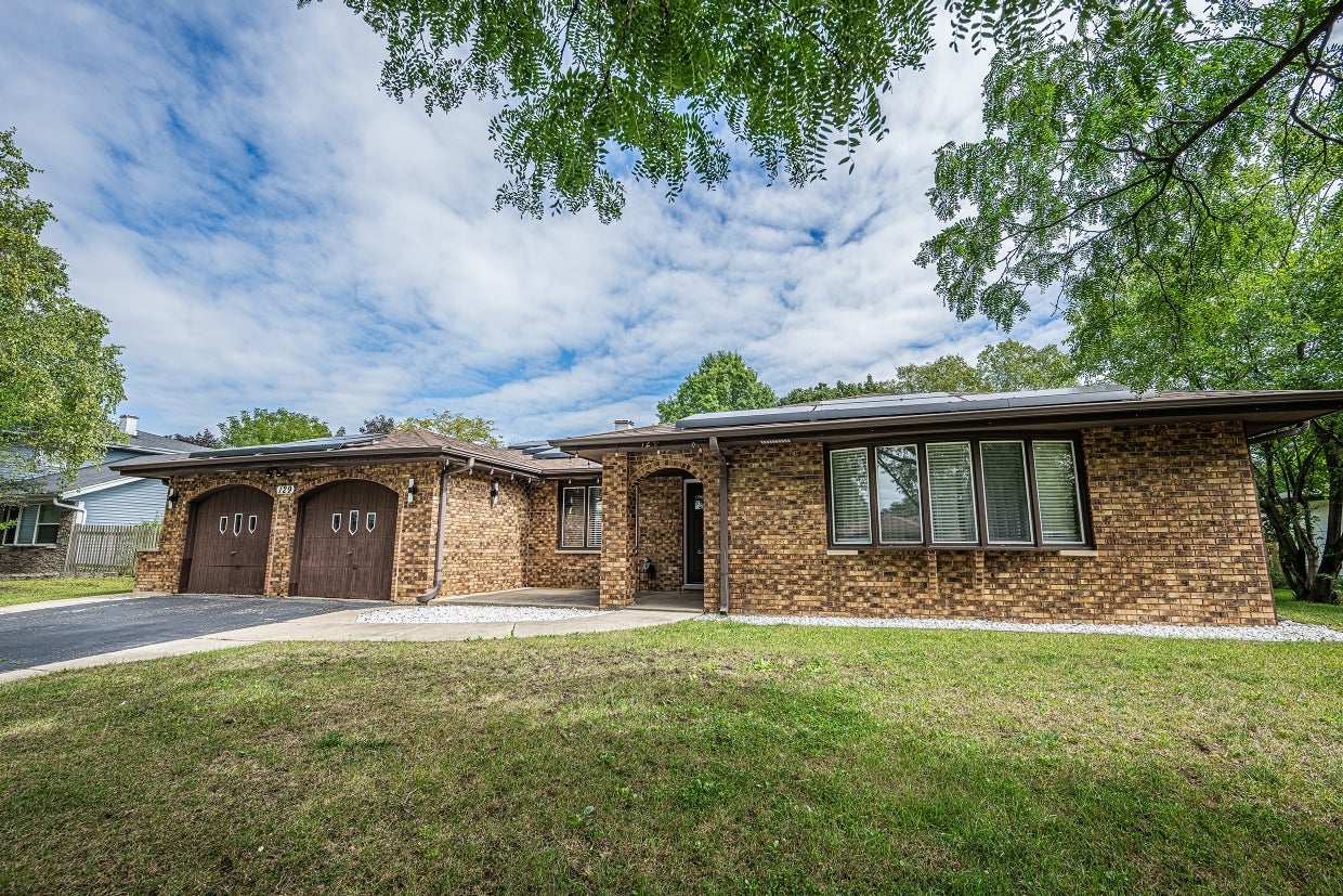 129 Millis Lane