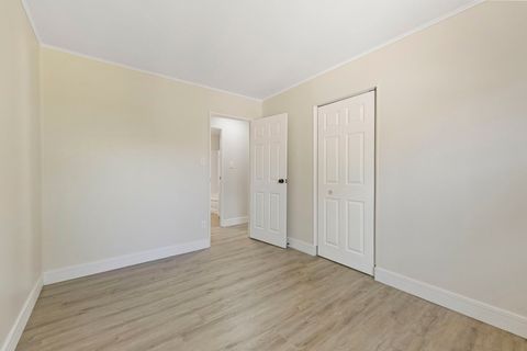 Tiny photo for 300 Notre Dame Avenue, Joliet, IL 60436 (MLS # 12467449)