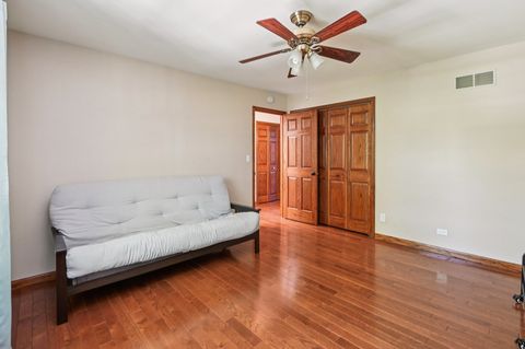 Tiny photo for 1525 London Court, Naperville, IL 60563 (MLS # 12482025)