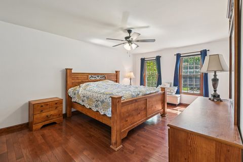 Tiny photo for 1525 London Court, Naperville, IL 60563 (MLS # 12482025)