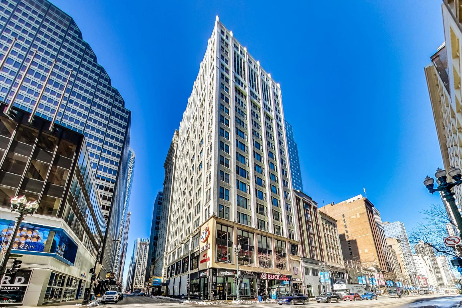 8 W Monroe Street 704