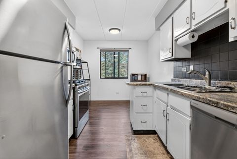 Tiny photo for 14015 Laramie Avenue #316, Crestwood, IL 60418 (MLS # 12600074)