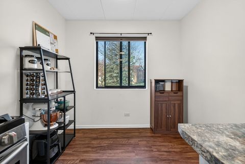 Tiny photo for 14015 Laramie Avenue #316, Crestwood, IL 60418 (MLS # 12600074)