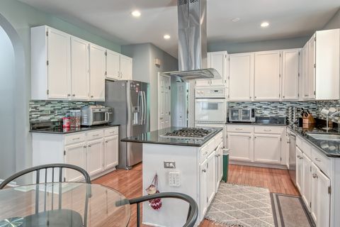 Tiny photo for 1094 Vista Drive, Gurnee, IL 60031 (MLS # 12443107)