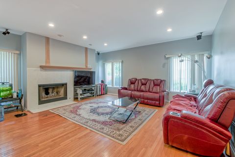Tiny photo for 1094 Vista Drive, Gurnee, IL 60031 (MLS # 12443107)