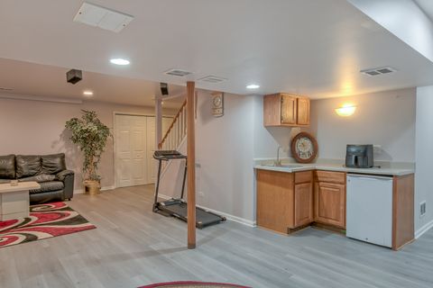 Tiny photo for 1094 Vista Drive, Gurnee, IL 60031 (MLS # 12443107)