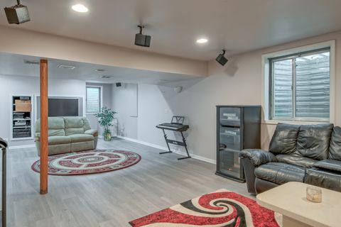 Tiny photo for 1094 Vista Drive, Gurnee, IL 60031 (MLS # 12443107)