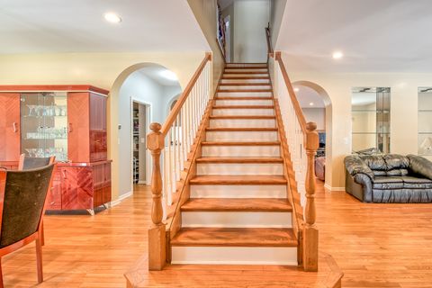 Tiny photo for 1094 Vista Drive, Gurnee, IL 60031 (MLS # 12443107)