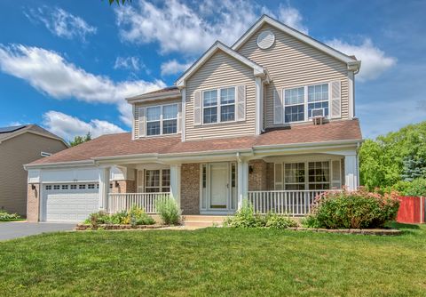 Photo of 1094 Vista Drive, Gurnee, IL 60031 (MLS # 12443107)