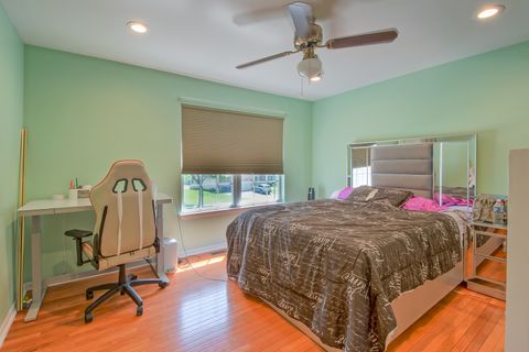 Tiny photo for 1094 Vista Drive, Gurnee, IL 60031 (MLS # 12443107)