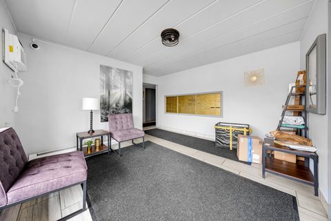 Tiny photo for 320 Circle Avenue #403, Forest Park, IL 60130 (MLS # 12580184)