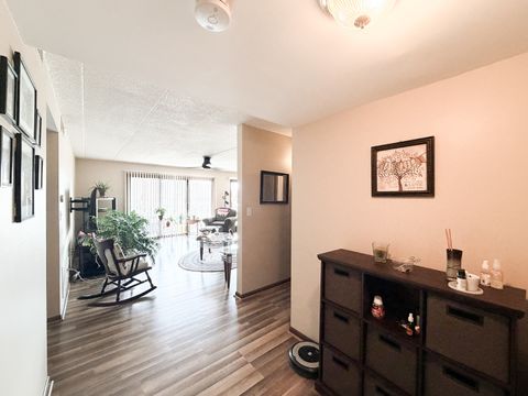 Tiny photo for 1660 E Thacker Street #1D, Des Plaines, IL 60016 (MLS # 12605389)