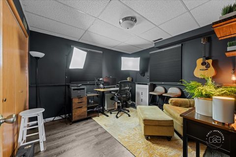 Tiny photo for 1610 Heather Drive, Aurora, IL 60506 (MLS # 12620872)