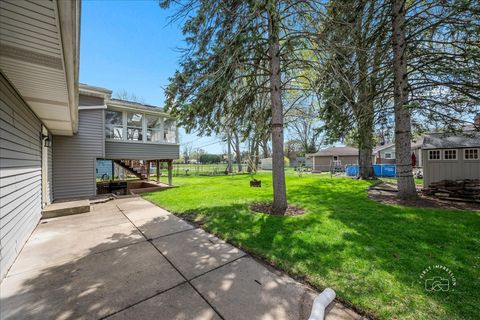 Tiny photo for 1610 Heather Drive, Aurora, IL 60506 (MLS # 12620872)