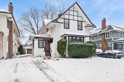 637 N Grove Avenue Oak Park IL 60302