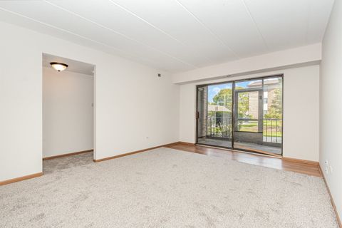 Tiny photo for 13426 W Circle Drive #302, Crestwood, IL 60418 (MLS # 12487345)