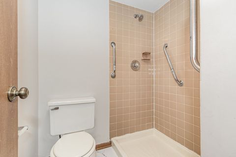 Tiny photo for 13426 W Circle Drive #302, Crestwood, IL 60418 (MLS # 12487345)