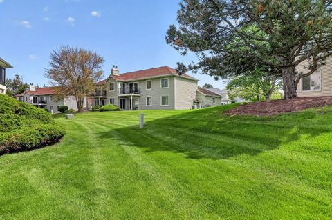 Tiny photo for 7040 Remington Court #101, Woodridge, IL 60517 (MLS # 12636529)