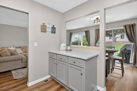 Tiny photo for 7040 Remington Court #101, Woodridge, IL 60517 (MLS # 12636529)