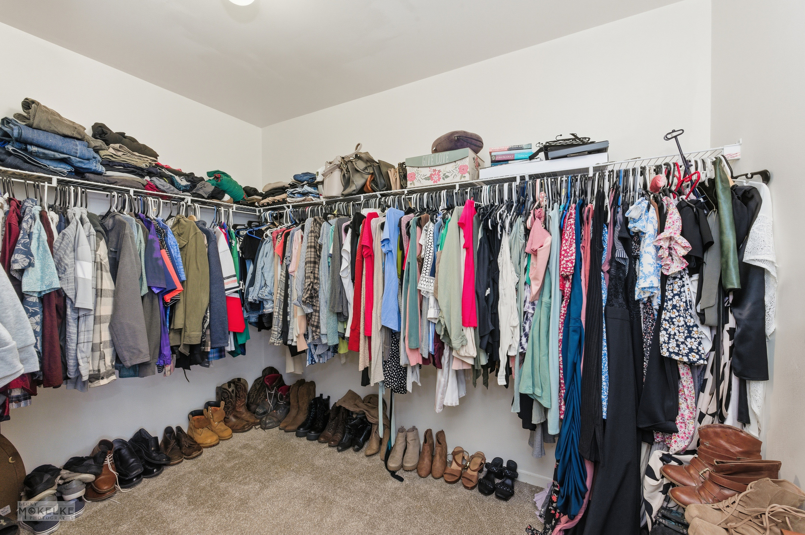 Minooka, Illinois 60447, United States, 4 Bedrooms Bedrooms, ,3 BathroomsBathrooms,Residential,Contingent,251197