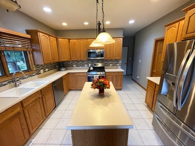25200 W Pawnee Lane