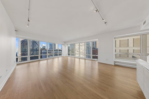 Tiny photo for 57 E Delaware Place #1802, Chicago, IL 60611 (MLS # 12732319)