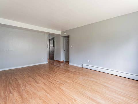 Tiny photo for 2123 Howard Street #1H, Evanston, IL 60202 (MLS # 12705800)