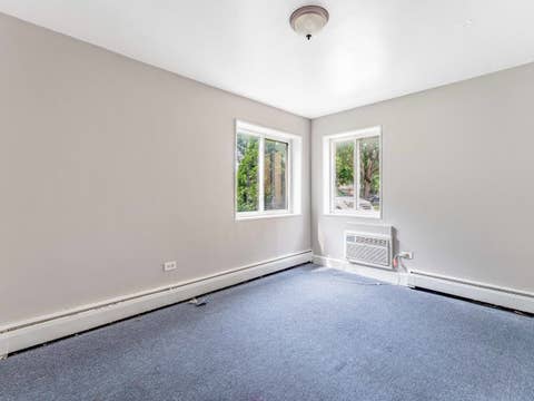 Tiny photo for 2123 Howard Street #1H, Evanston, IL 60202 (MLS # 12705800)