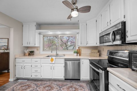 Tiny photo for 1428 W 57th Street, Davenport, IA 52806 (MLS # 12619685)