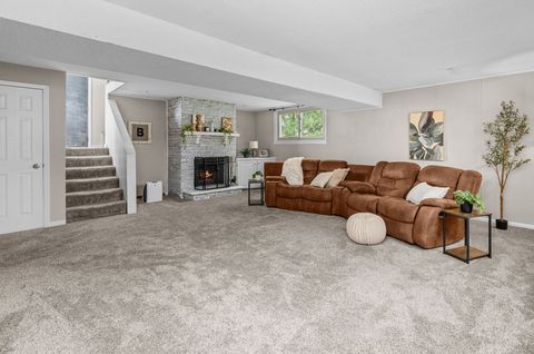 Tiny photo for 1428 W 57th Street, Davenport, IA 52806 (MLS # 12619685)