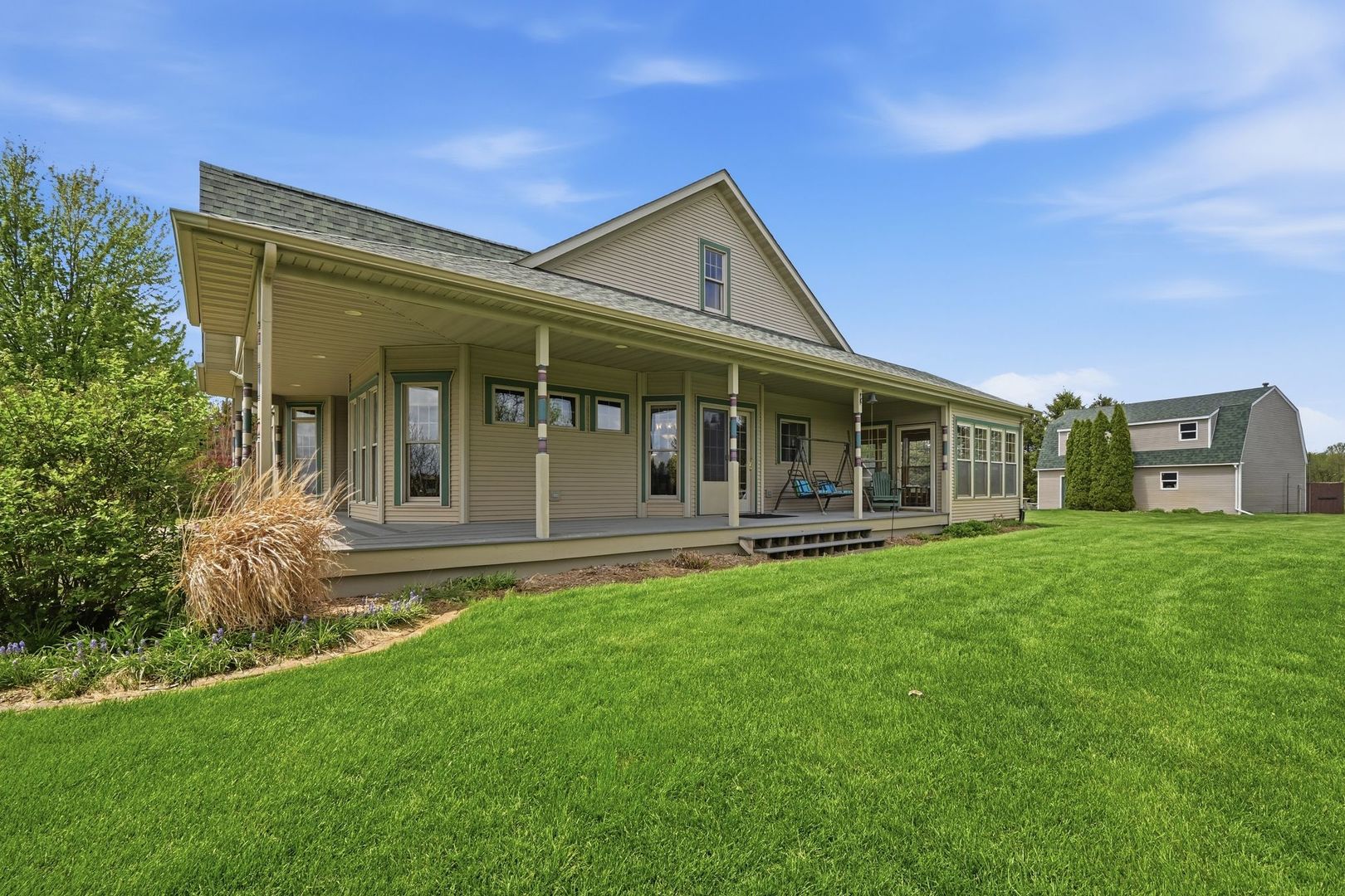3402 S Paw Paw Road