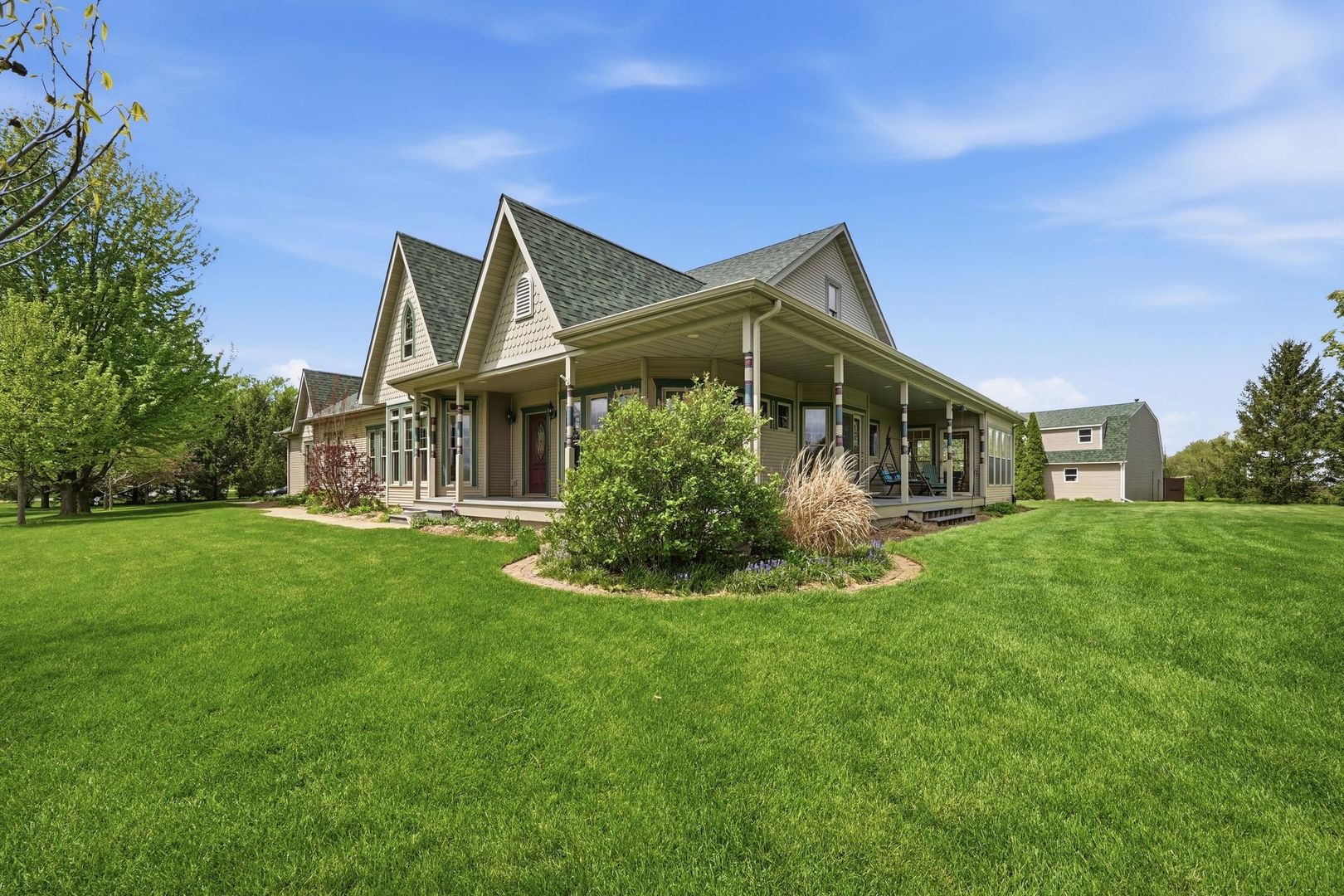 3402 S Paw Paw Road