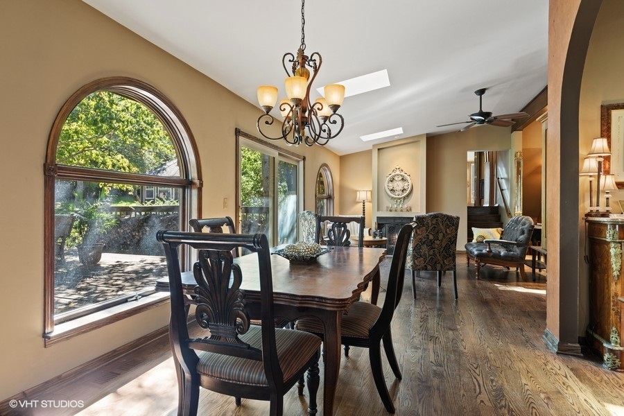 Wauconda, Illinois 60084, United States, 3 Bedrooms Bedrooms, ,3 BathroomsBathrooms,Residential,Active,234936