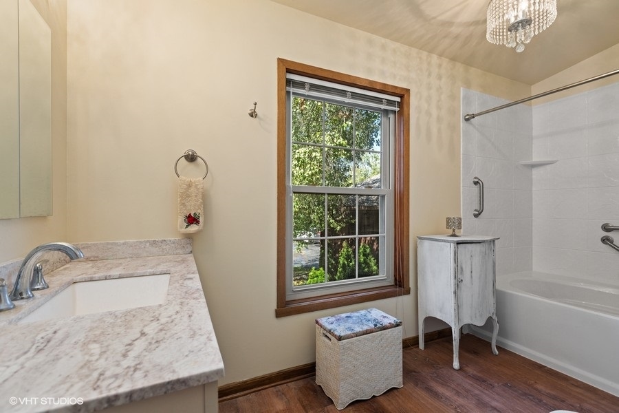 Wauconda, Illinois 60084, United States, 3 Bedrooms Bedrooms, ,3 BathroomsBathrooms,Residential,Active,234936